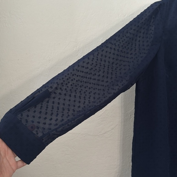 Talbots ClipDot Blue Sheer Sleeve Button Down Blouse Career Evening Petite Large - Picture 3 of 10